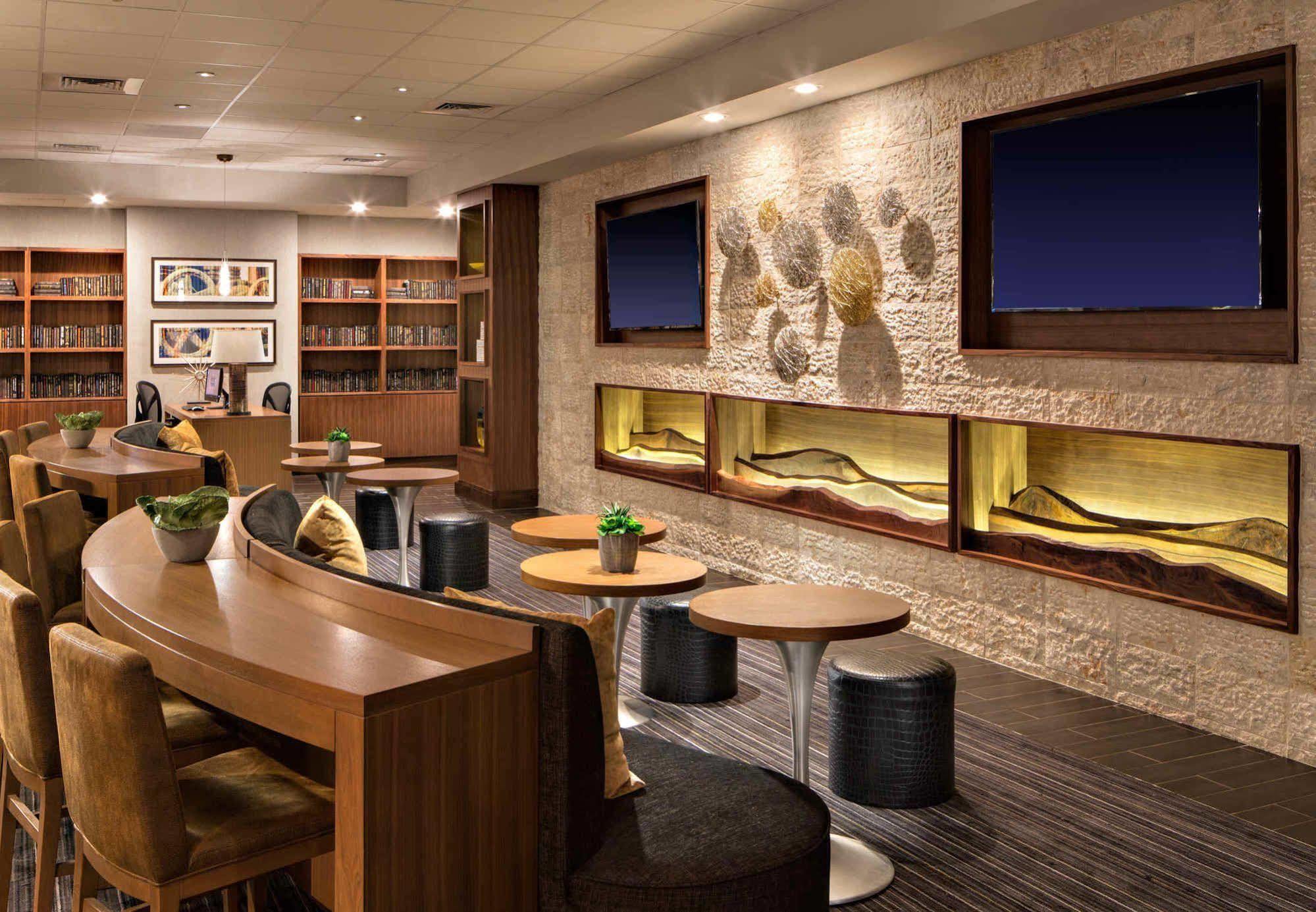 Houston Marriott South At Hobby Airport Hotel Exterior photo
